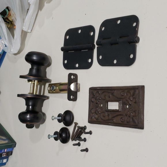 Oil Rubbed Bronze Accessories - Picture 1 of 8